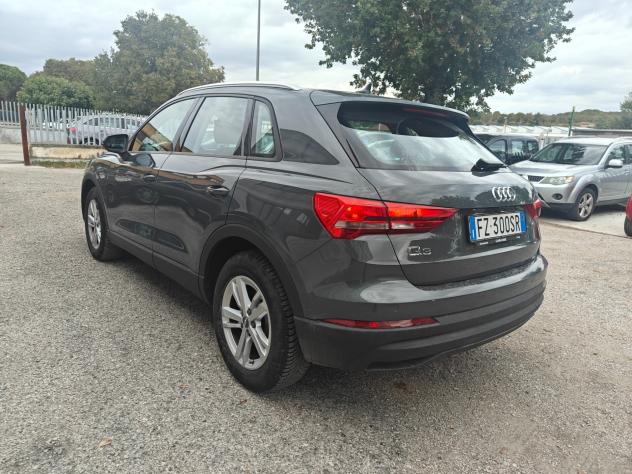 Audi Q3 35 TDI S tronic Business Advanced - Foto 5