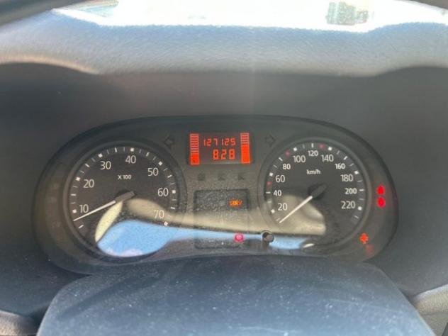 RENAULT Clio 1.2 16V 5 porte Confort rif. 23630301 - Foto 6