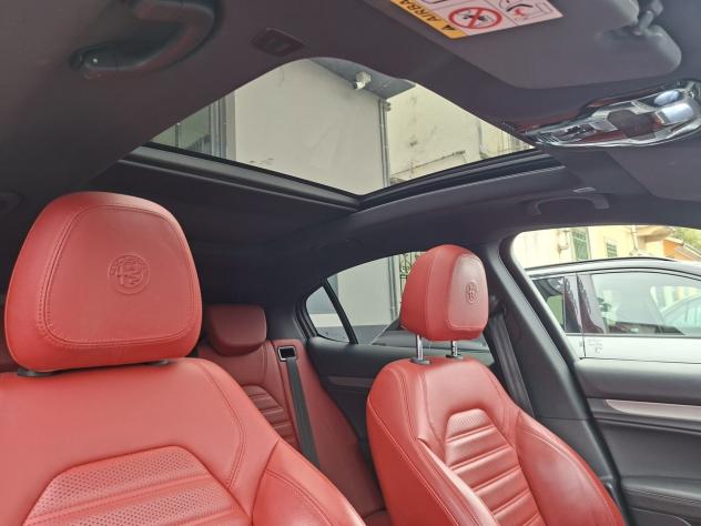 Alfa Romeo Stelvio 2.2 Turbodiesel 210 CV AT8 Q4 Veloce - Foto 8