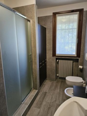 APPARTAMENTO TOTALMENTE RISTRUTTURATO A DUE PASSI DALLE SCUOLE - Foto 5