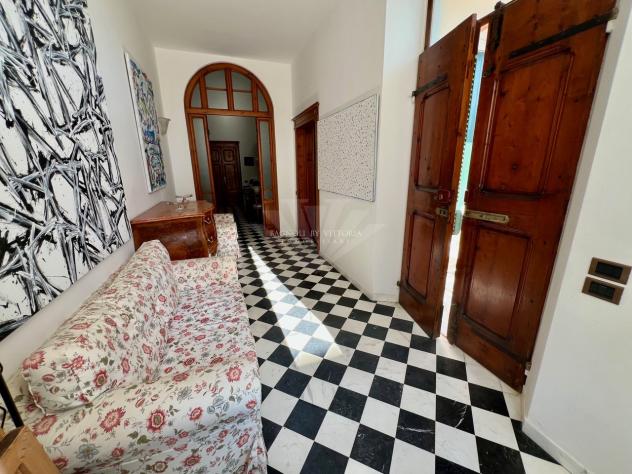 APPARTAMENTO di 8 vani e di 180 mq (PIETRASANTA) rif. 142AF - Foto 5