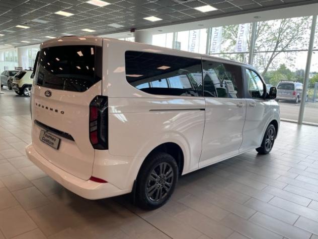 FORD Tourneo Custom 320 L2 TITANIUM 2.0TDCI 136CV 9 POSTI rif. 24198133 - Foto 6