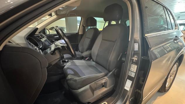 VOLKSWAGEN TIGUAN 2.0D 150CV - 2017 - Foto 9