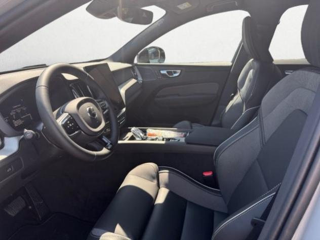 VOLVO XC60 B5 AWD automatico Plus Black Edition rif. 23895893 - Foto 10