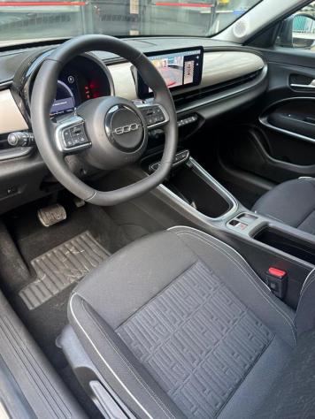 FIAT 600 1.2 Hybrid 145cv Auto + LED + Navi + Cerchi R18 rif. 23906480 - Foto 8