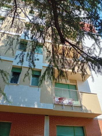 Comasina/Affori ampio 2 locali con servizi Libero subito