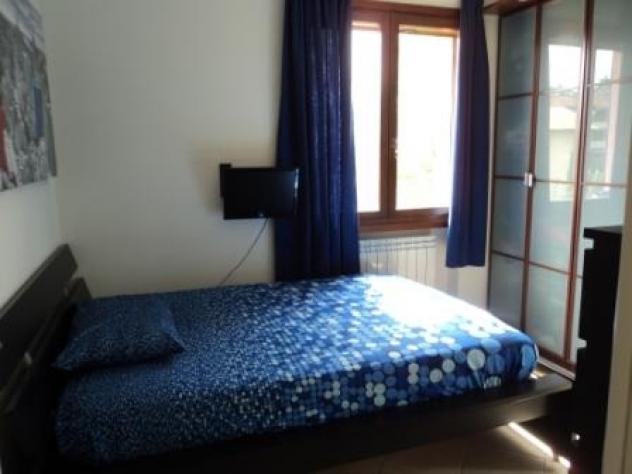 Elegante e panoramica villetta a schiera posta in posizione angolare. - Foto 6