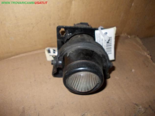 PROIETTORE FENDINEBBIA D. LANCIA THESIS (841-SJ)  Parti elettriche  Fanaleria  Fendinebbia dx. FIAT - BARCHETTA - 01-08-2003 - 01-10-2005, LANCIA - TH