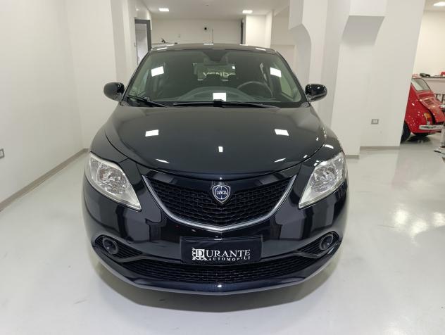 Lancia Ypsilon 1.2 69 CV 5 porte Gold