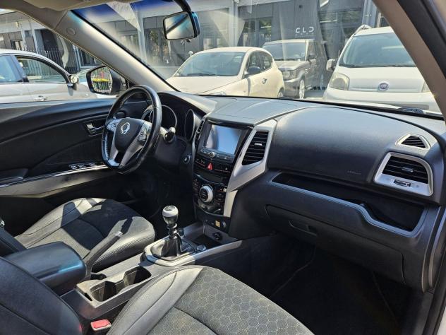 SsangYong Tivoli 1.6 D 114cv AWD GANCIO TRAINO - Foto 8
