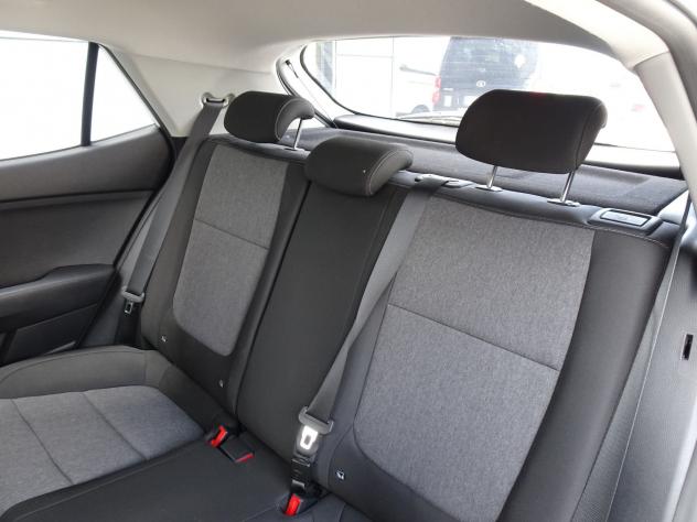 Kia Stonic 1.2 MPI Urban - Foto 9