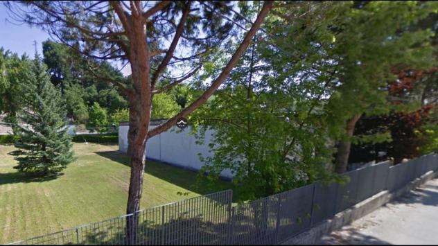 Vendesi capannone industriale/artigianale su lotto di circa 3700 mq
nella media valle del metauro facilmente raggiungibile dagli svincoli della supers - Foto 2
