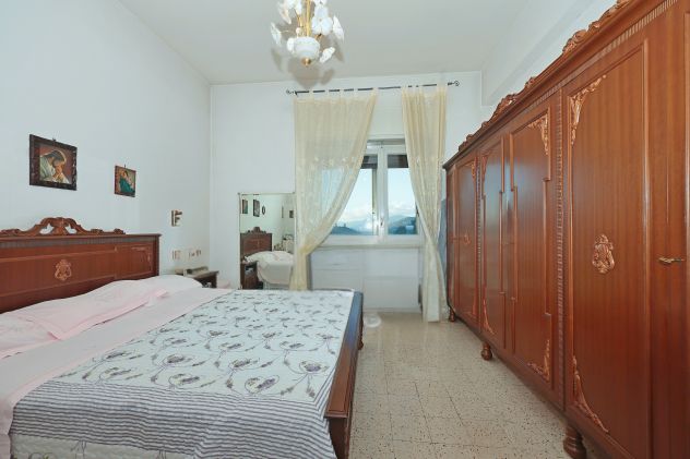 APPARTAMENTO CON POSTO AUTO - Foto 6