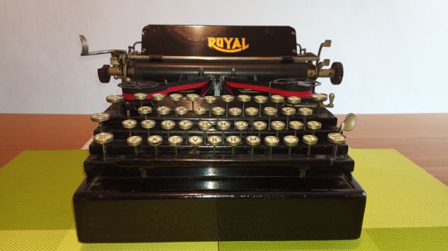 Macchina da scrivere, la mitica: "Royal N.5 Flatbed - 1918/1919" -  Made in USA - Foto 3