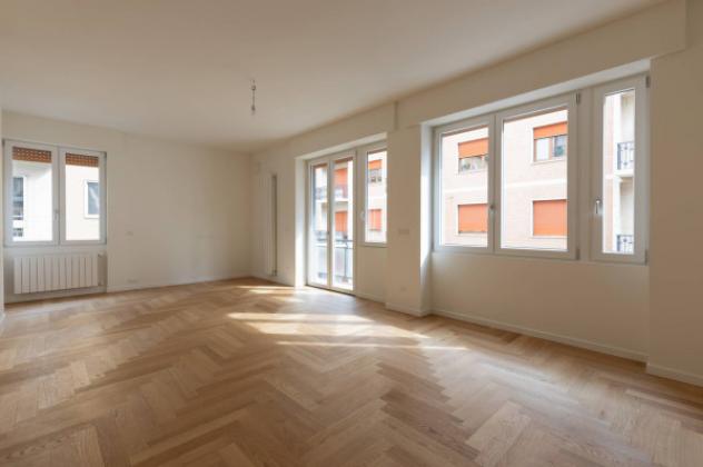 Appartamento di 115 m² con 3 locali e box auto in vendita a Bergamo - Foto 2