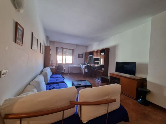 Affitto posto letto in appartamento spazioso per studentesse zona Borgo Venezia - Foto 2