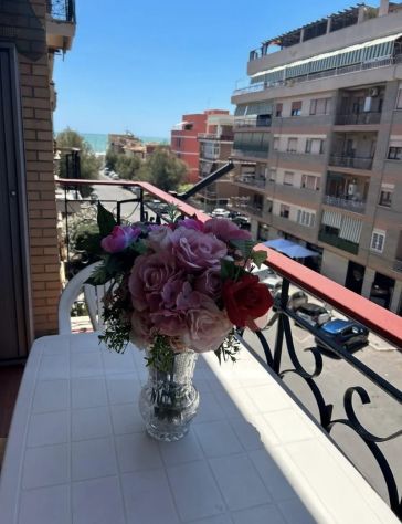 OSTIA LIDO TRILOCALE ARREDATO CON BALCONE - Foto 3