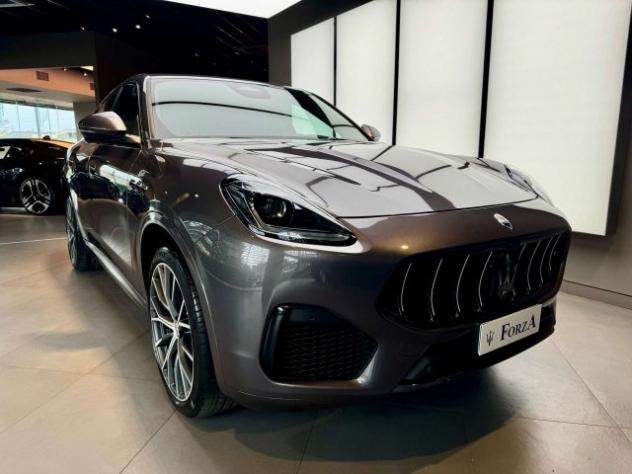 MASERATI Grecale 2.0 mhev GT 300 Cv , C. 21" , Sport pack rif. 23810109 - Foto 3