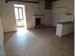 CASA SEMINDIPENDENTE IN SASSO