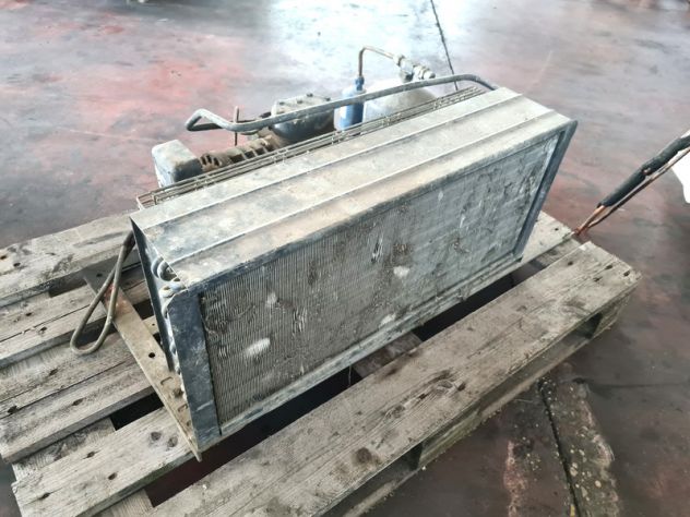 evaporatore angolare a parete con motore usato - Foto 4