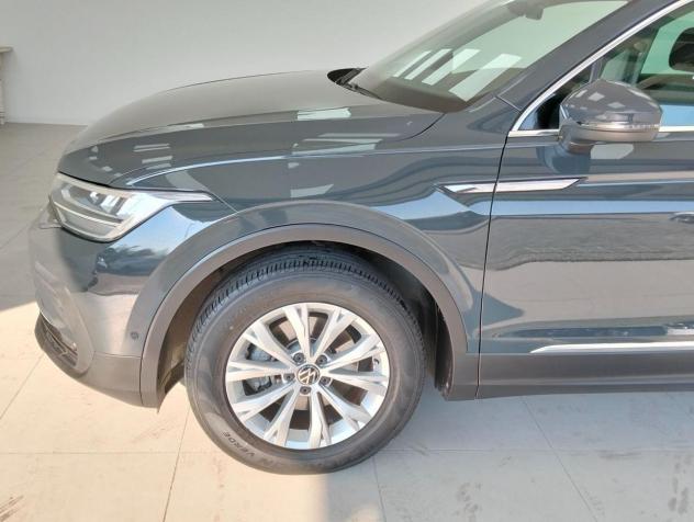 Volkswagen Tiguan 2.0 TDI 150 CV DSG Elegance - Foto 9