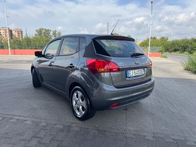 Kia Venga 1.4 CRDi 90CV WGT EX - Foto 8