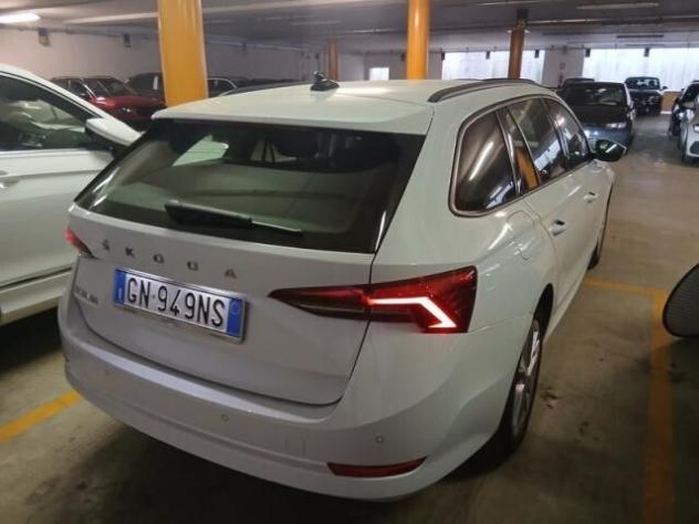 Skoda Octavia 2.0 TDI EVO SCR 150 CV DSG Wagon Executive - Foto 2