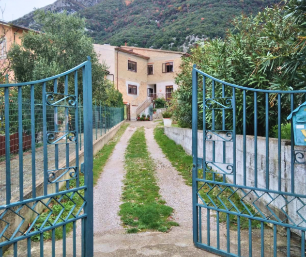 Porzione di casa in vendita a Monteforte Cilento