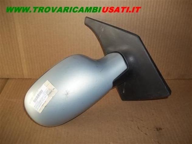 RETROVISORE EST.D.reg.elettr. C/P ARGENTO 7FILI RENAULT SCENIC  Vetri e Retrovisori  Cristalli  Retrovisori  Calotta spe RENAULT - SCENIC - 01-03-2001