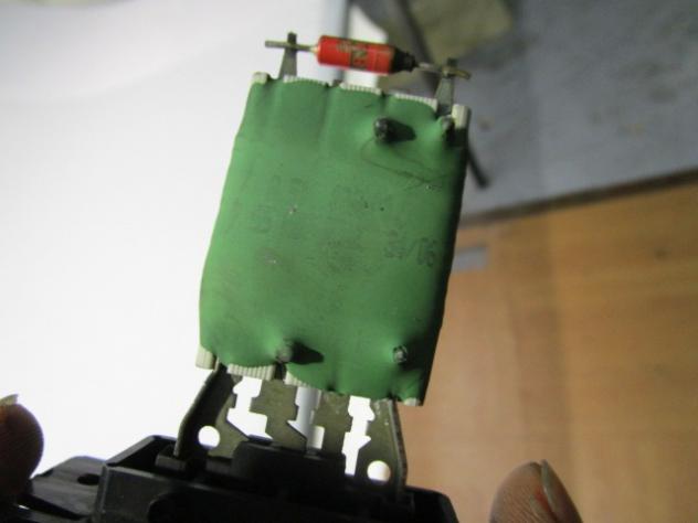 RESISTENZA RISCALDAMENTO CLIMATIZZATORE OPEL CORSA D 1.3 D 55KW 5M 3P (2006) RICAMBIO USATO - Foto 2
