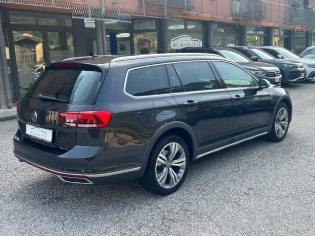 VOLKSWAGEN Passat Alltrack 2.0 TDI 200 CV 4MOTION DSG rif. 23834151 - Foto 4