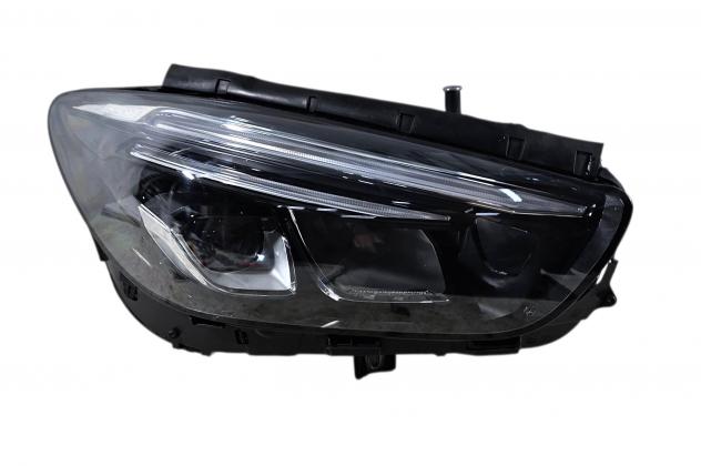 FARO ANTERIORE DESTRO MERCEDES Classe B Serie (W247) A2479066403 (1823)