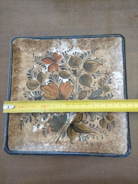 Piatto d'appendere in ceramica pitturato a mano - Foto 2
