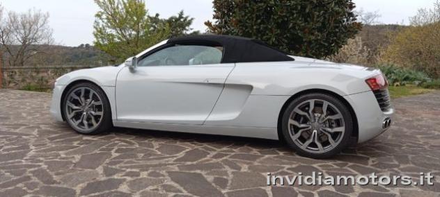 AUDI R8 Spyder 4.2 V8 FSI quattro R tronic rif. 23686020 - Foto 8