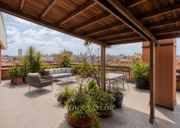Attico / Mansarda di 250 m² con 5 locali in vendita a Milano - Foto 2