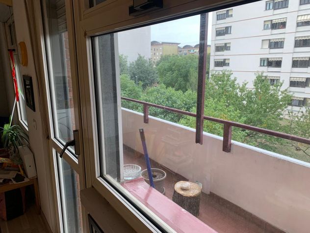 Camera spaziosa in ampio appartamento ristrutturato, affitto temporaneo - Foto 6