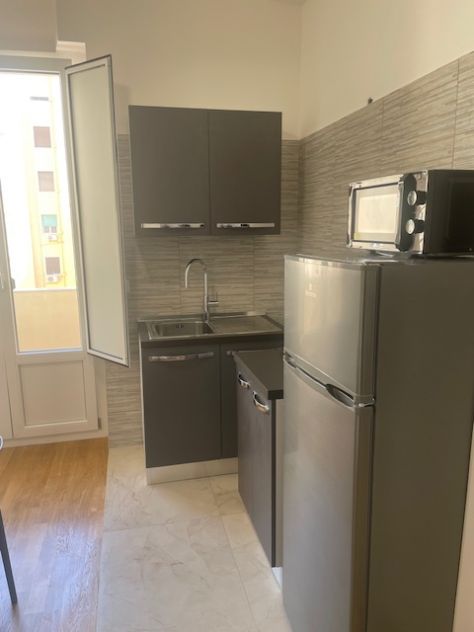 Cagliari Via Logudoro Appartamento - Foto 4