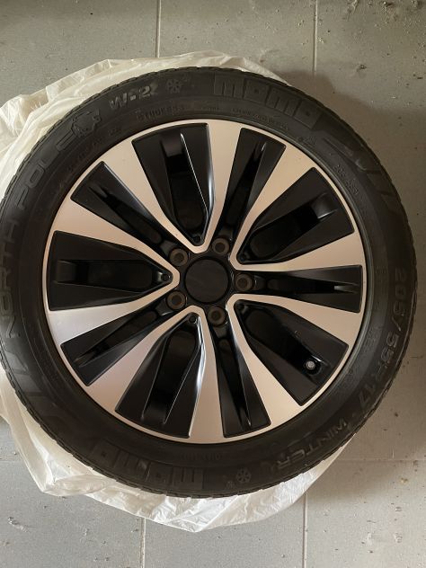 Vendo cerchioni in lega R17 Mercedes Classe A