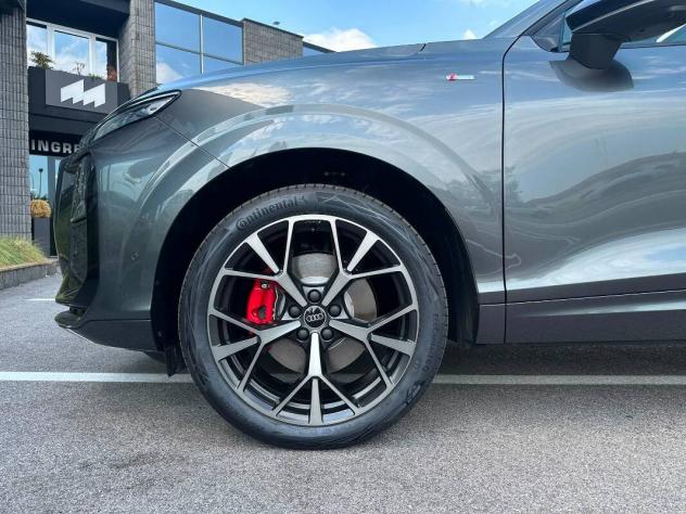 Audi Q3 2.0 tdi S line edition 150cv s-tronic - Foto 5