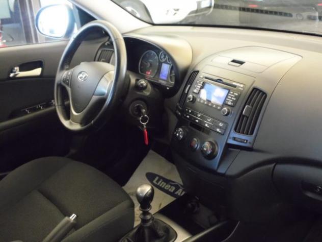 HYUNDAI i30 CW 1.6 CRDi VGT 16V 115CV Active rif. 16435721 - Foto 6