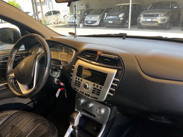 Lancia Delta 1.6 Mjt 120cv 09 - Foto 4