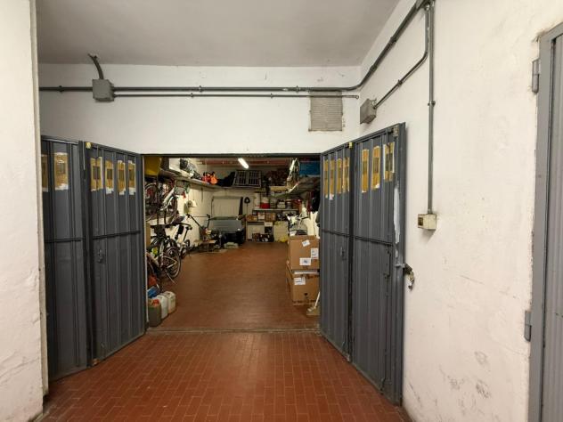 BOX AUTO di 1 vani e di 24 mq (SCANDICCI - Via Alessandro Manzoni; Scandicci, 50018) rif. 0350 - Foto 4