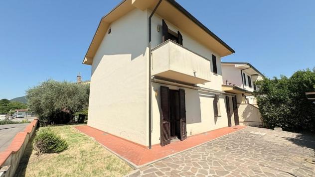 Villetta a schiera angolare in vendita a Santa Maria a Colle - Lucca 140 mq Rif: 1423680 - Foto 3