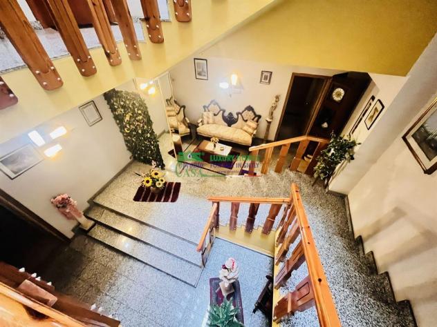 Rif:2629 - Prestigiosa dimora su tre livelli con ampie metrature e terrazza panoramica, Vittoria - Foto 7