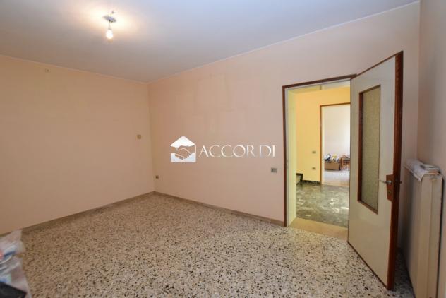 VILLA A SCHIERA di 7 vani e di 250 mq (VOLPAGO DEL MONTELLO) rif. RS677 - Foto 2