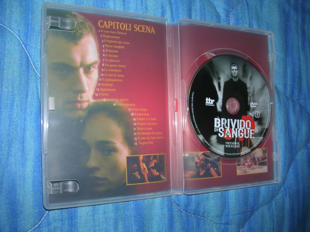 BRIVIDO DI SANGUE - Foto 4