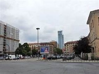 MONCALIERI PIAZZA BENGASI
