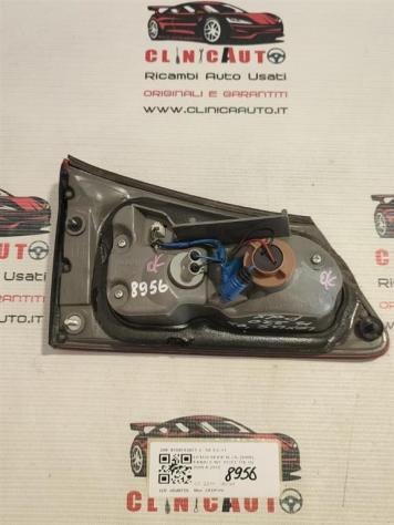 STOP POSTERIORE DESTRO INTEGRATO NEL PORTELLO LEXUS IS 220 Berlina 8158153071 (0512) - Foto 2