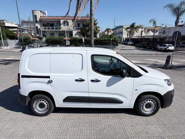 Citroen Berlingo BlueHDi 100 Stop&Start M Shine - Foto 8