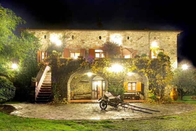 Villa in vendita a Mocrone - Villafranca in Lunigiana 400 mq Rif: 1053130